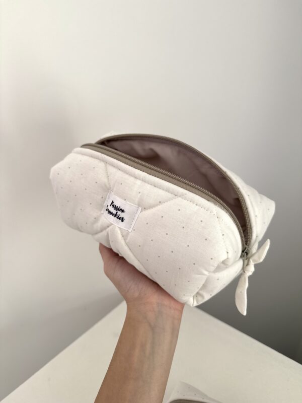 polka dot cream beige