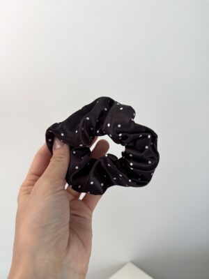 polka dot black white