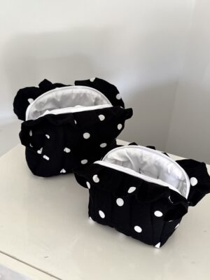Black white polka dots