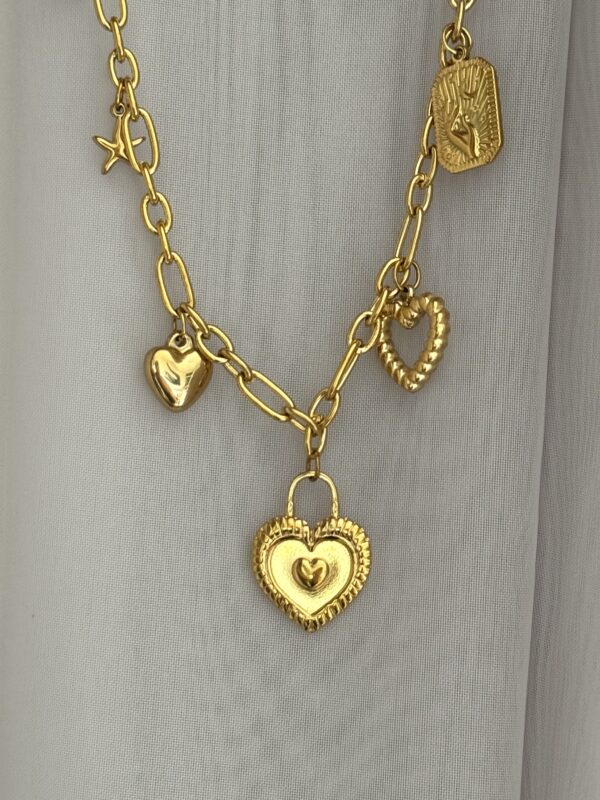 hearts and a bee