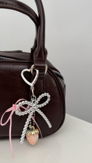 bow strawberry  pink